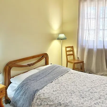 Minimalist Haven * Ermoupoli